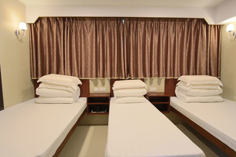 Prince Hotel Цзюлун Экстерьер фото